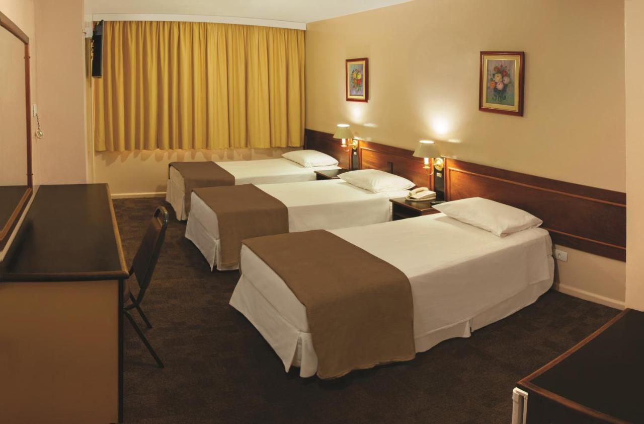Lira Hotel Курітіба Екстер'єр фото