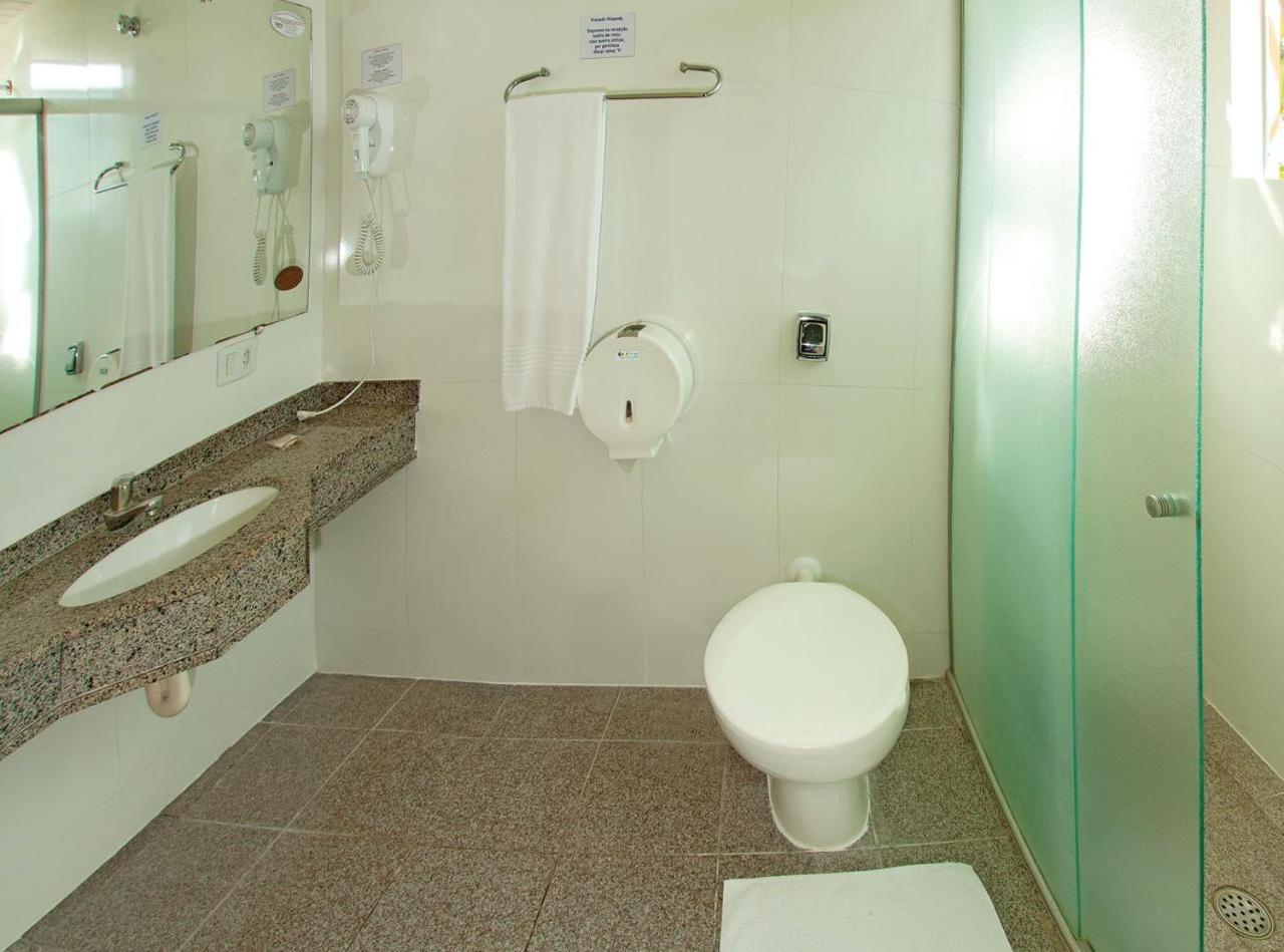 Lira Hotel Курітіба Екстер'єр фото