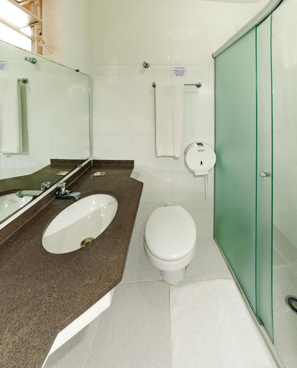 Lira Hotel Курітіба Екстер'єр фото