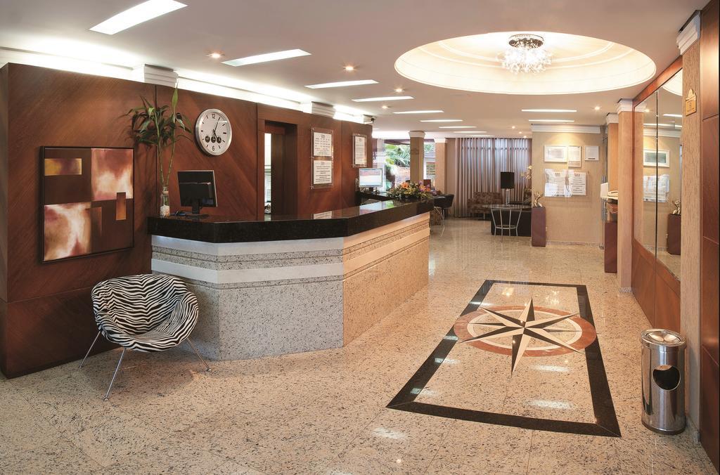 Lira Hotel Курітіба Екстер'єр фото