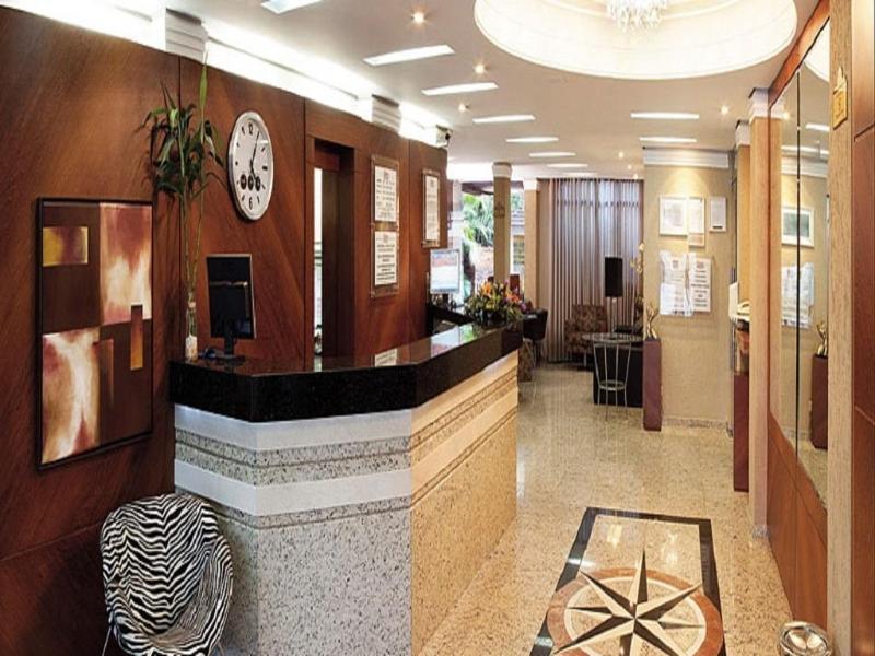 Lira Hotel Курітіба Екстер'єр фото